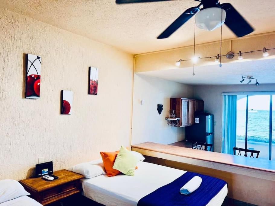 Punta Me Apartment Beach Front In The Hotel & Waterpark カンクン エクステリア 写真