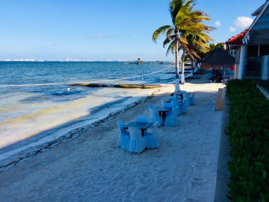Punta Me Apartment Beach Front In The Hotel & Waterpark カンクン エクステリア 写真
